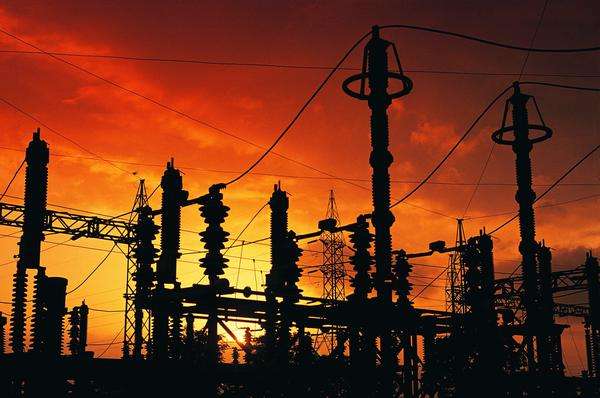 案例 | 夏季學校用電量增加，配電房隱患需及時消除