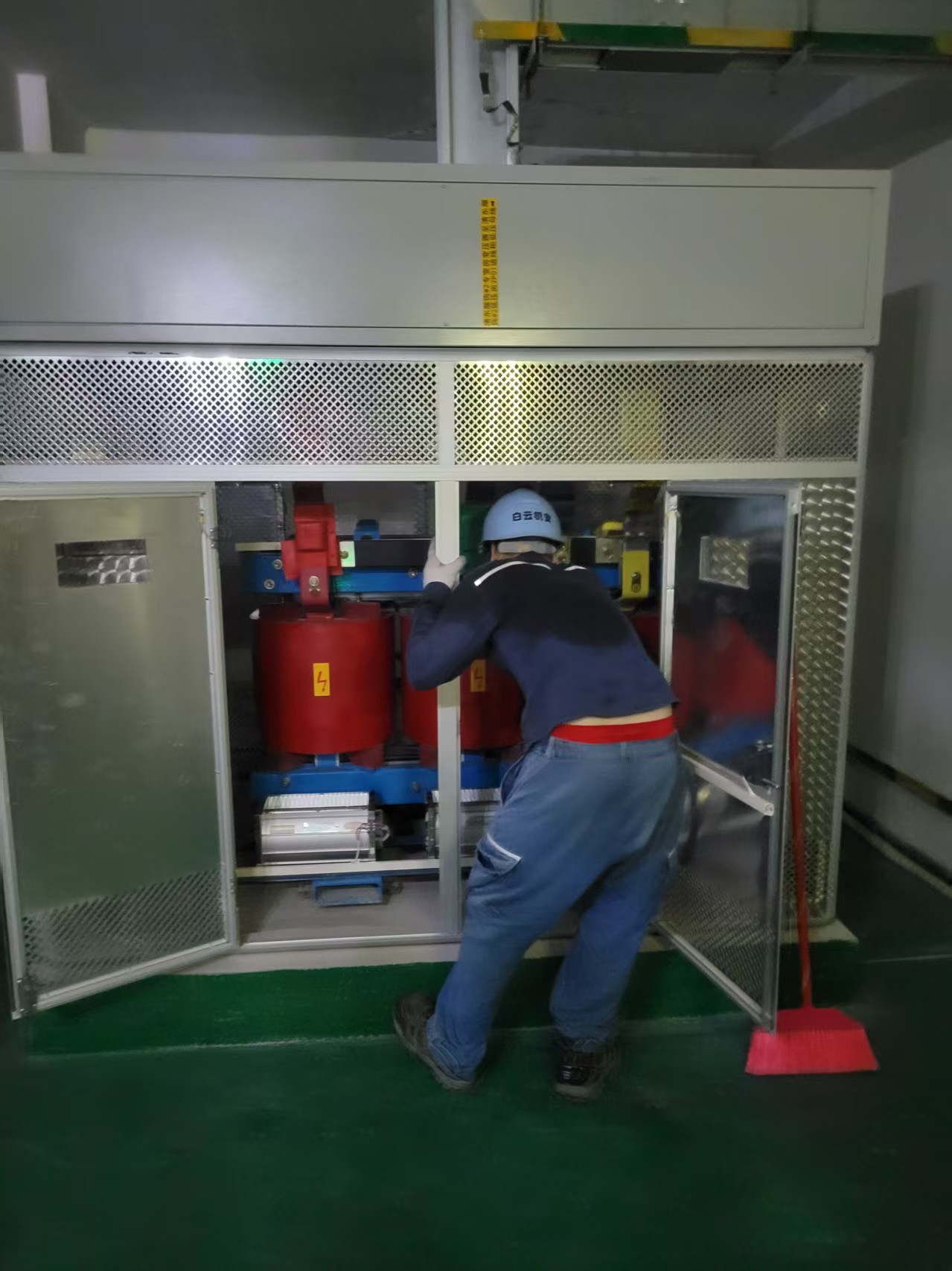 {gallery: 'gal1', smallimage: '/upload/image/202511/6909ad718a70c.jpg',largeimage: '/upload/image/202511/6909ad718a70c.jpg'}